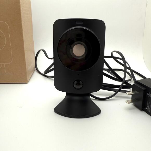 SimpliSafe Indoor Security Camera - Picture 6 of 7